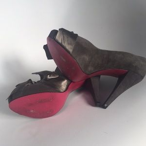 👠🎀Silk & Suede Platform Bow PeepToe Paris Hilton